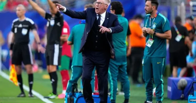 Nəticədən məmnun deyiləm Braziliyanın baş məşqçisi Karlo Ançelotti