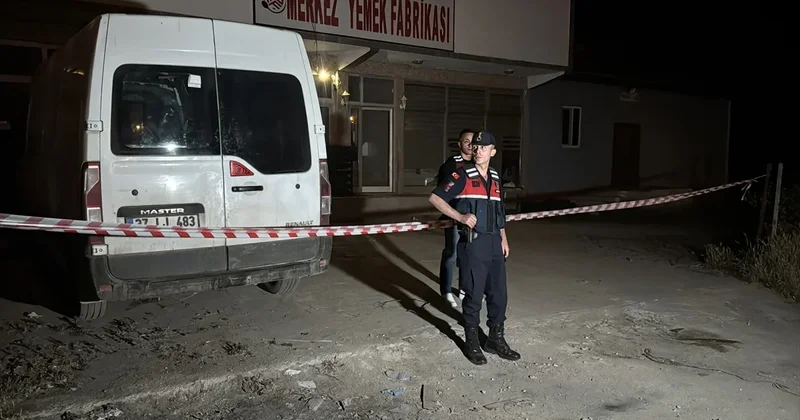 Qida fabrikinə silahlı hücum oldu Ölən var