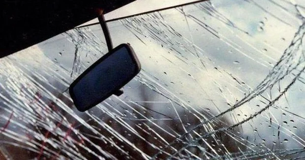 Bakıda iki avtomobil toqquşdu, 1 ölü, 5 yaralı KONKRET