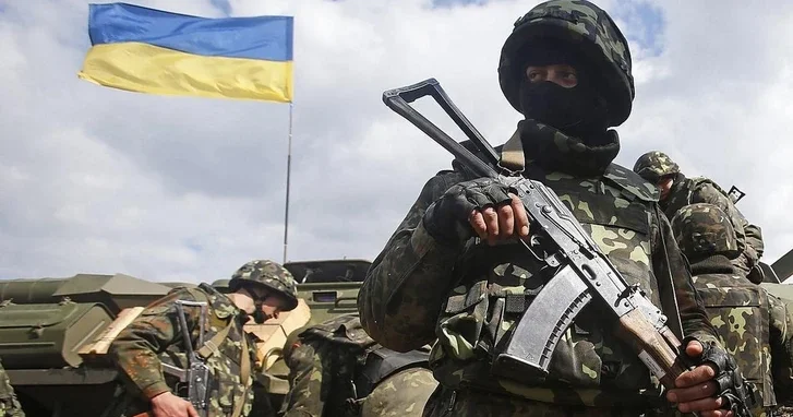 Зеленский инициирует продление военного положения и мобилизации до ноября 2025 года