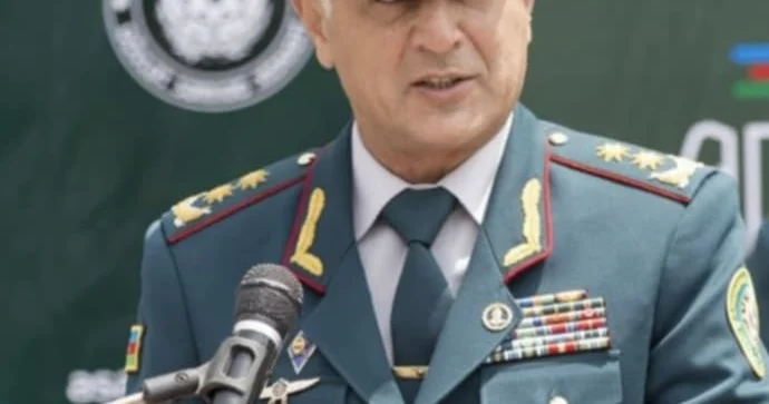 Prezident generalı işdən çıxarıb