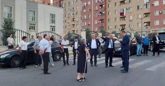 Xocalının iki kəndinə yola salınan köç karvanı mənzil başına çatdı