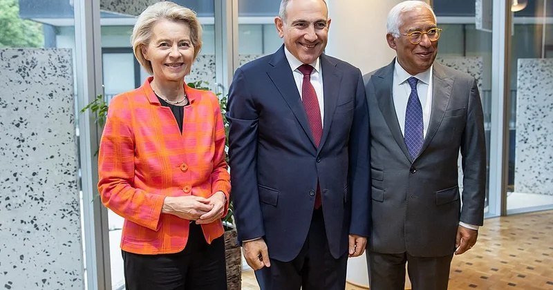 Aİ nin Ermənistana investisiya həcmi 2.5 mlrd. avroya çatacaq