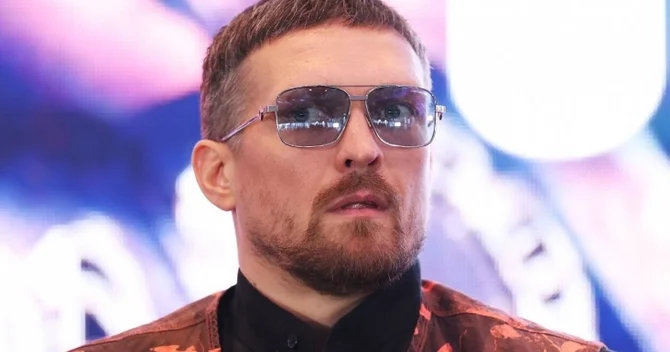 Aleksandr Usik Bakını üçlüyə saldı