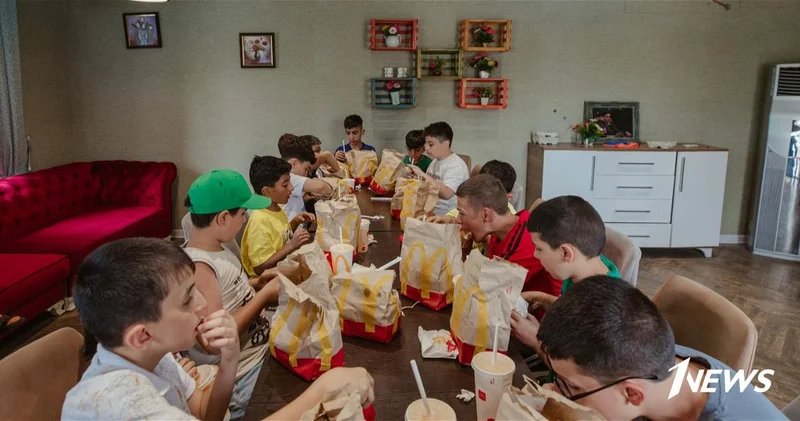 McDonald’s Azərbaycan организовал для детей шехидов и ветеранов отдых в летнем лагере ФОТО