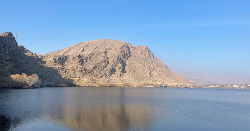 Критически низкий уровень воды зафиксирован в крупнейшем водохранилище Нахчывана