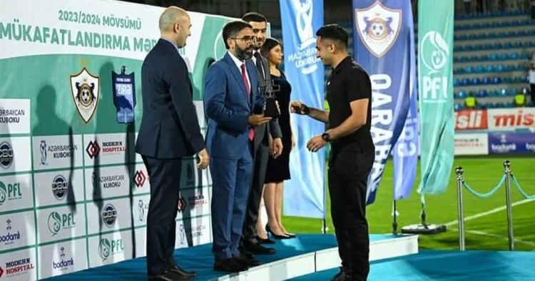Cahangir Fərəcullayev dedi ki, hakimlikdən uzaqlaşdırılmağımın qərarını Rövşən Nəcəf verib