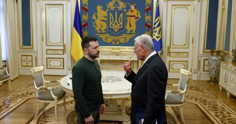 Зеленский заявил, что благодарен Трампу за решение возобновить поставки оружия Украине