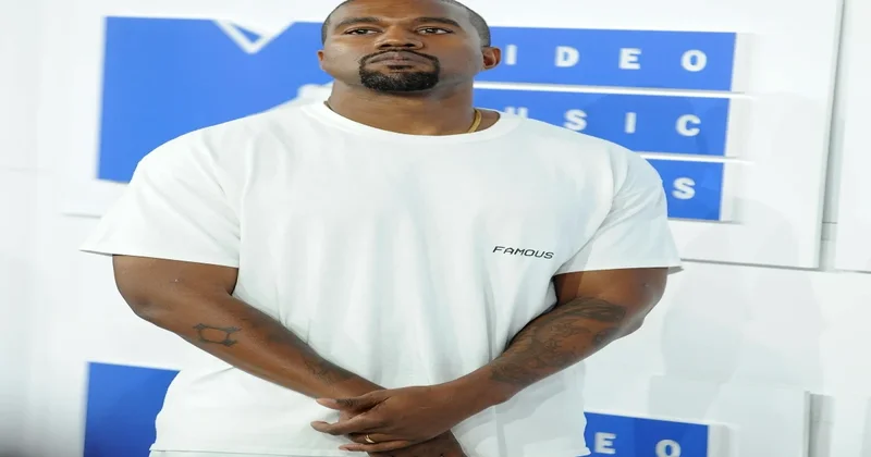 Kanye Vestin Şanxaydakı konserti narazılıqla qarşılandı