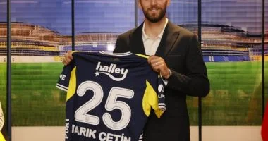 Fənərbağça yeni qapıçısını açıqladı RƏSMİ