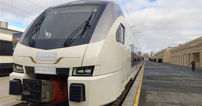 Азербайджанская железная дорога уходит в цифру 80% билетов уже покупают онлайн