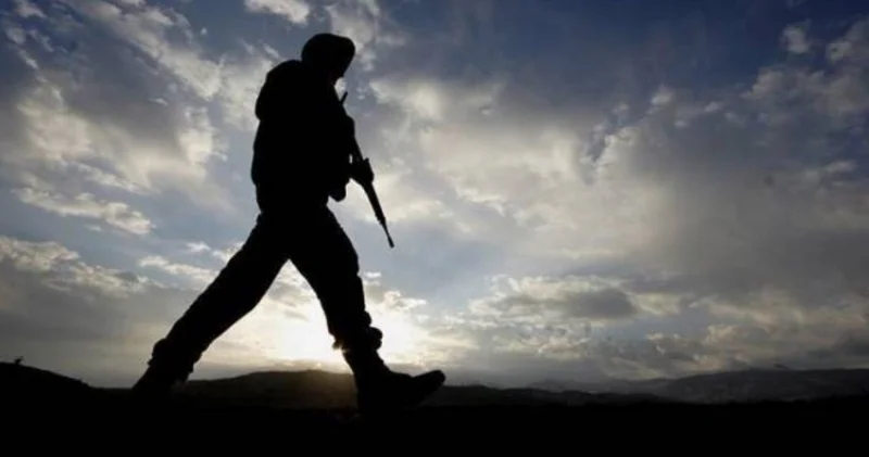 Suriyada yerli tayfalar arasında ATIŞMALAR: 30 dan çox insan...