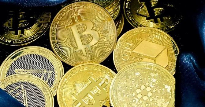 Bitcoin 123 000 dollar dəyər qazanaraq yeni rekorda imza atdı