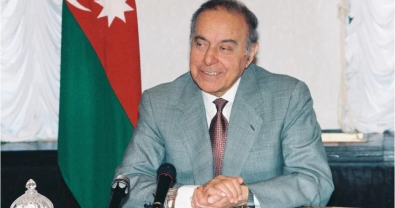 Sahib Alıyev: “Bakını addım addım azərbaycanlılaşdıran ilk lider Heydər Əliyev oldu”