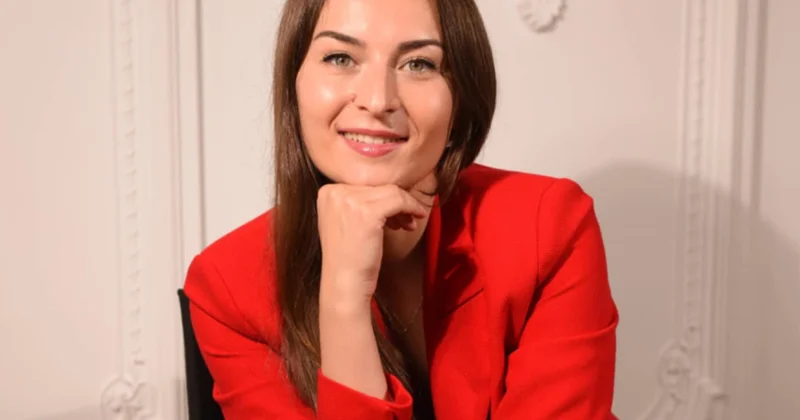 Salatın Xocalıyeva: Ümdə arzum Qarabağın incisi Şuşa şəhərini görməkdir MÜSAHİBƏ