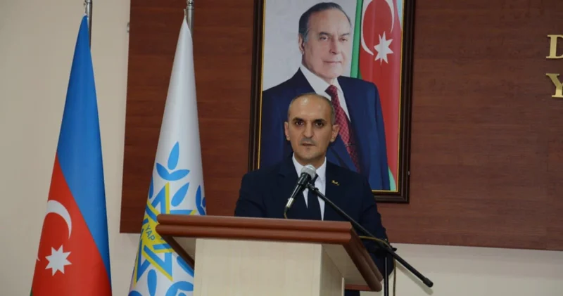 Heydər Əliyev dahi şəxsiyyət, unudulmaz lider!