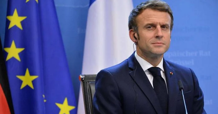 Makron: Paris Aİ üzvləri ilə dialoqa başlayacaq