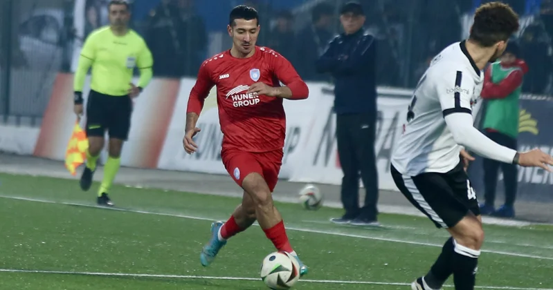 “Neftçi”dən ayrılan futbolçu xarici klublardan təklif alıb