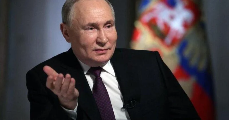 Putin valideynlərindən danışdı : Onlar danışmırdılar