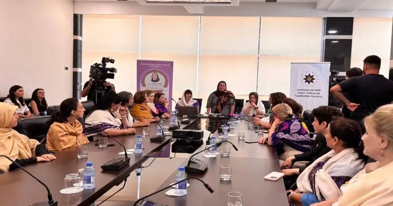 Kəlağayım millidir, butalıdır, güllüdür