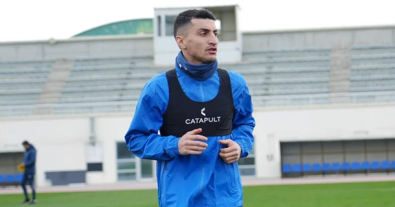 Araz Abdullayev 2 ci Liqa klubundan təklif aldı Cavabı nə olacaq?