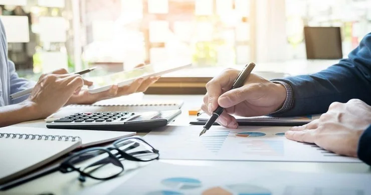 Məktəblər üçün 9 milyonluq tender: Hansı işlər görüləcək?