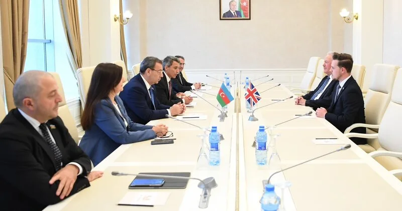 Azərbaycan və Böyük Britaniya parlamentariləri arasında görüş olub
