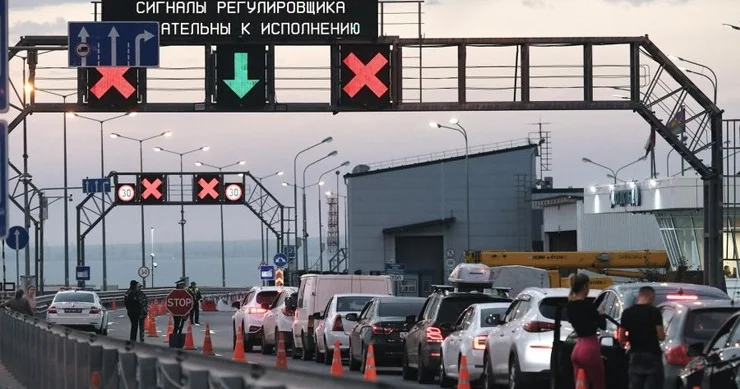​Ukrayna Krım körpüsünü niyə vurmur? Madyar açıqladı