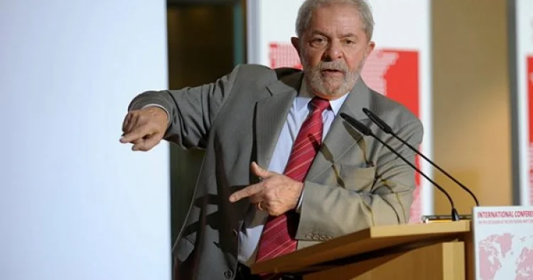 Braziliya lideri: “Vaşinqtonun planları qeyri demokratikdir”