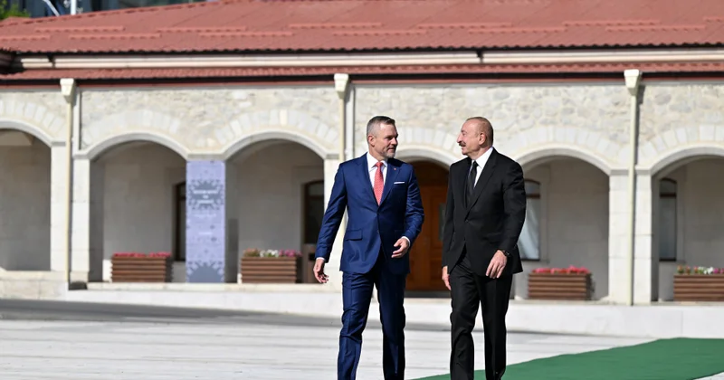 Опубликованы кадры визита президента Словакии в Карабах