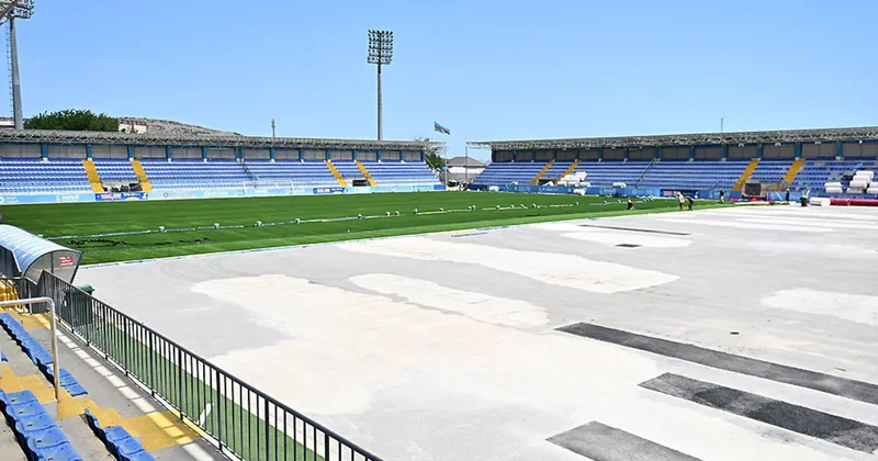 Bayıl stadionunun örtüyü yenilənir