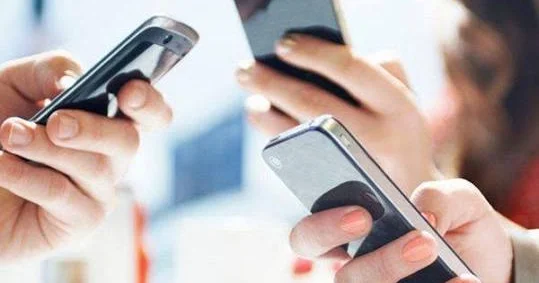 Smartfonların sağlamlığa daha bir zərəri XƏBƏRDARLIQ