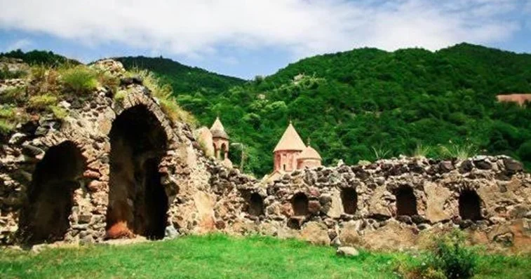 Kəlbəcərin orta əsrlər tarixinin Dərələyəzlə bağlılığı