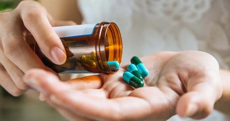 Antibiotiklər niyə hər xəstəlikdə təsir etmir?