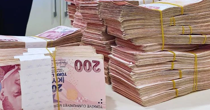 Türkiyənin ən çox qazanan müğənnisi Siyahıda görün kimlər var