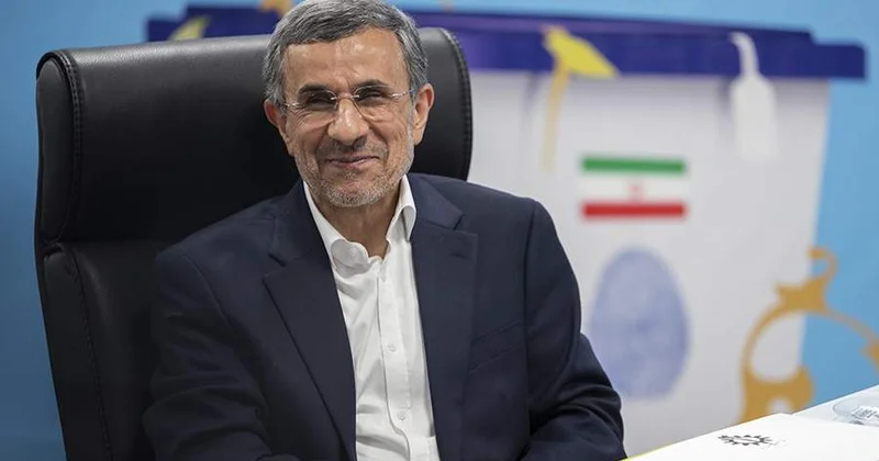 NYT: İranın keçmiş prezidenti Əhmədinejad Mossadla əlaqələrinə görə həbs olunub