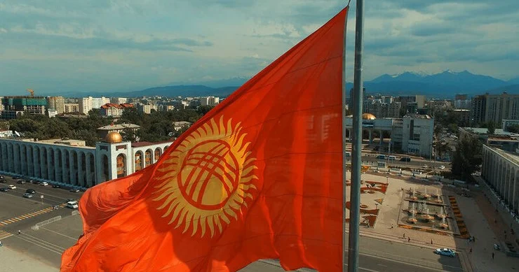 Qırğızıstan yanacaq ixracına tam qadağa qoydu