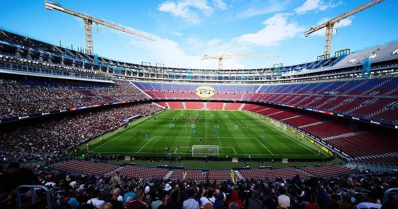 Barselona Kamp Nou nu tərk edir: UEFA qaydaları və yeni stadion