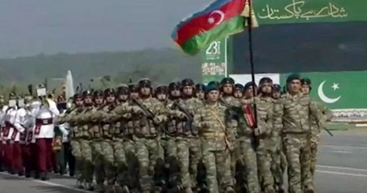 Hərbçilərimiz Pakistanda hərbi paradda iştirak ediblər VİDEO