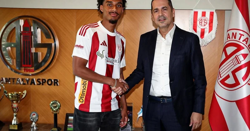Antalyaspor qambiyalı yarımmüdafiəçi transfer edib