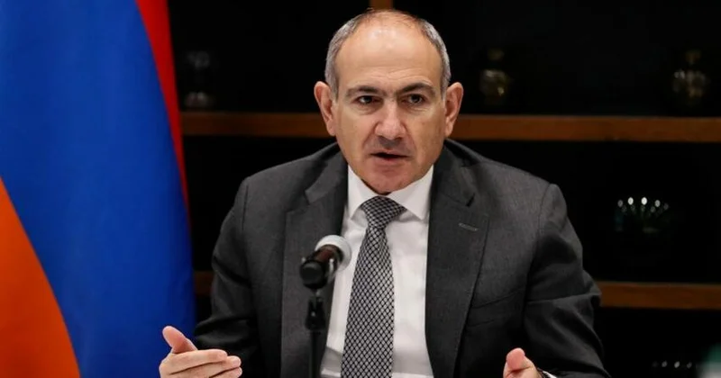 NƏ ETMƏLİ: Paşinyan qərarsız qalıb
