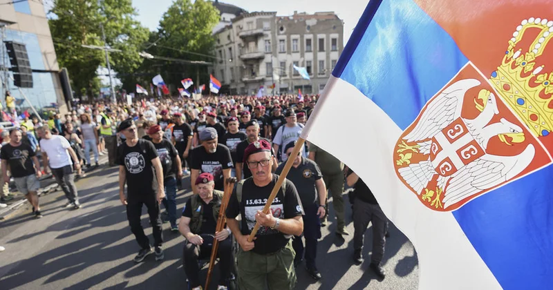 Serbiyada tələbə etirazları Novi Sad və Belqradda toqquşmalar