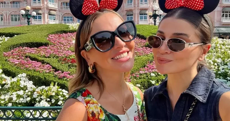 Hadisenin ailəsi ilə “Disneyland” gəzintisi