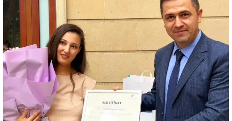 Самому молодому пассажиру бакинского метро вручен специальный сертификат