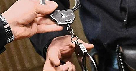 Doqquz qadın iki oğranın toruna düşüb...