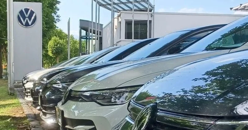 “Volkswagen” daxiliyanma mühərrikli avtomobillərin qiymətini artırır