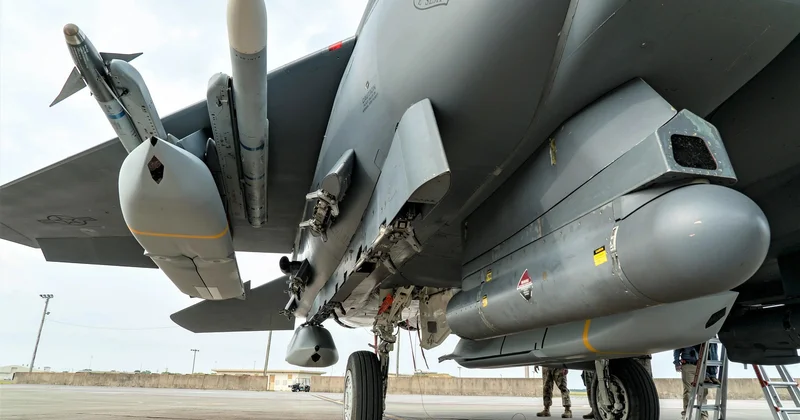 F 15EX Eagle II: самый тяжеловооруженный истребитель в мире