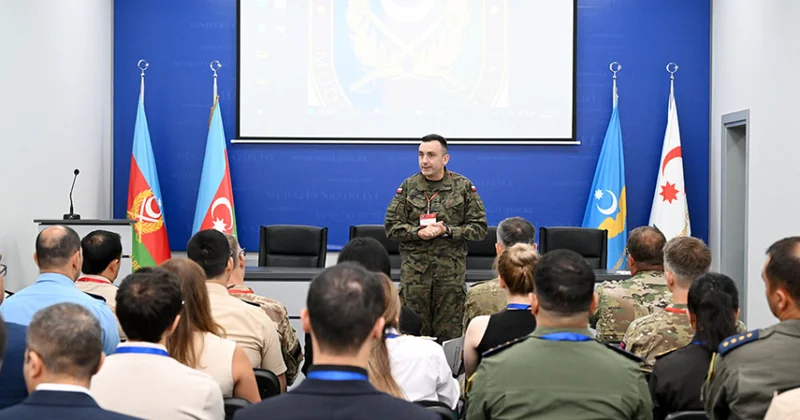 Bakıda strateji kommunikasiyalar mövzusunda kurs keçirilib
