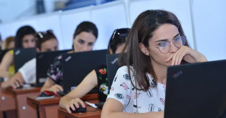 Bölgələr üzrə sertifikasiyadan kəsilən müəllimlərin SİYAHISI