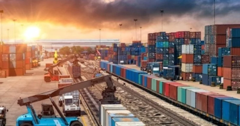 Azərbaycan Dəmir Yolları beynəlxalq yük daşımalarını 5 % ə yaxın artırıb